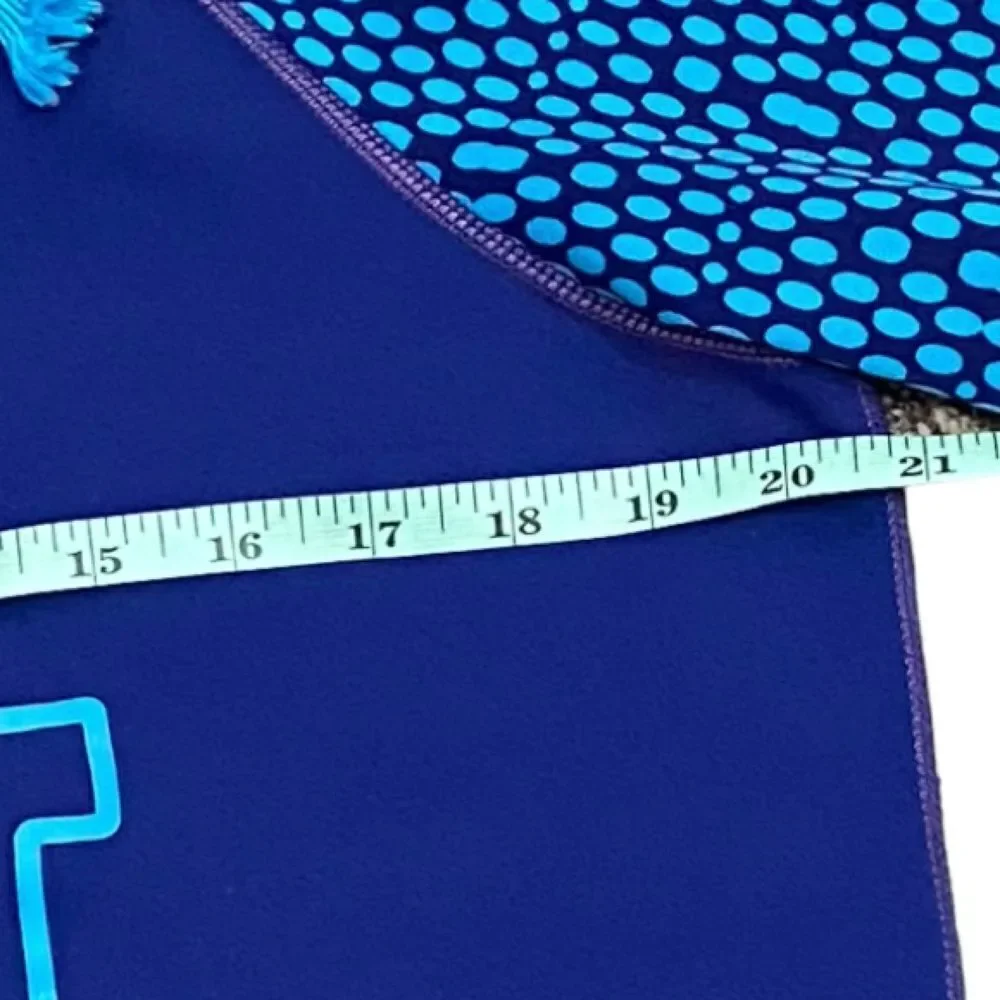 NIKE - SIZE‎ MEDIUM - BLUE / TEAL DOTTED THERMA-FIT ATHLETIC PULLOVER HOODIE